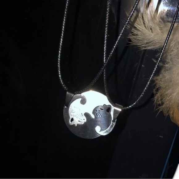 Interlocking Cats Gunmetal & Platinum Stainless Love Puzzle Necklace Set - NWT - Picture 12 of 13